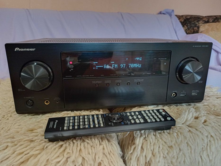 Продавам ресйвър PIONEER