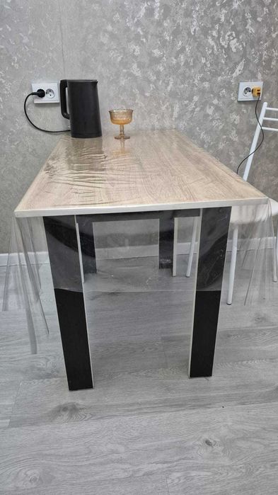 Продам стол 120×60