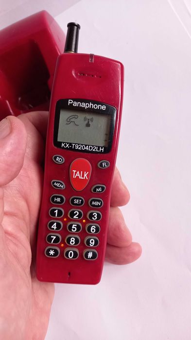 Panaphone KX-T9204D2LH, telefon fără fir produs de Panasonic '80-'90