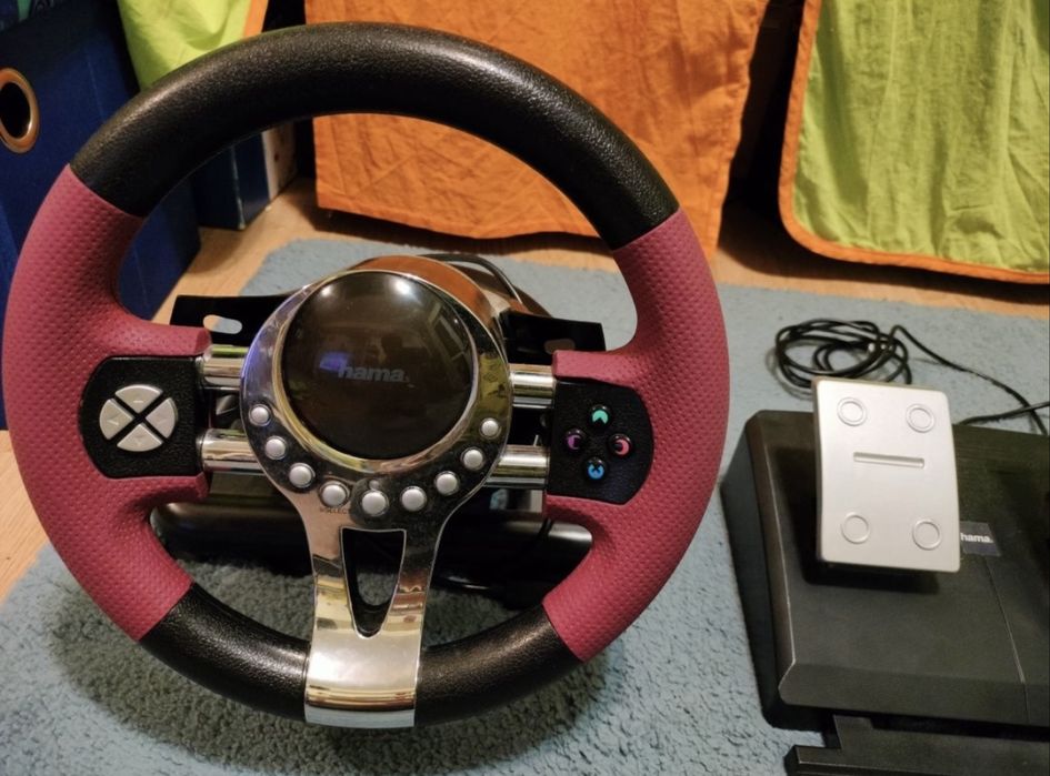 Vând volan  hama in stare foarte buna