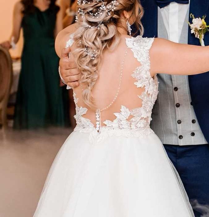 Vand rochie de mireasa