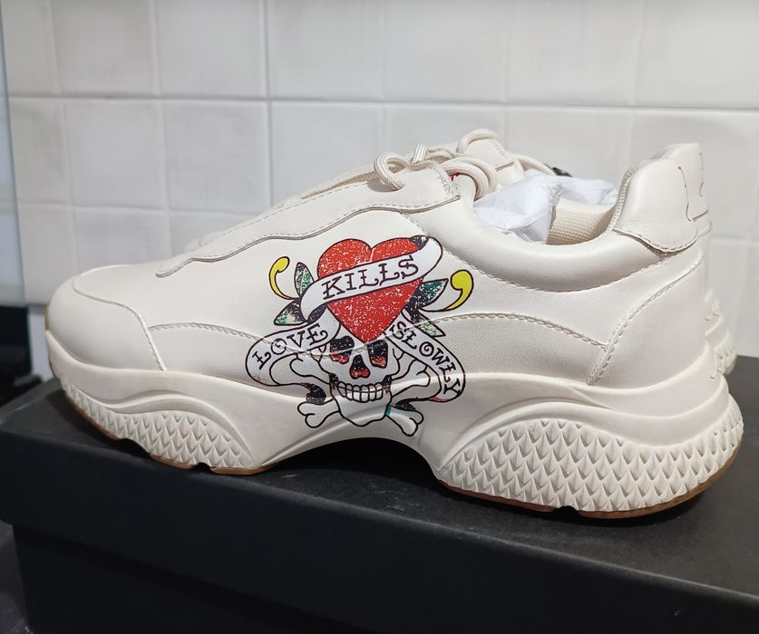 Vând adidas originali din piele ED HARDY nr.43