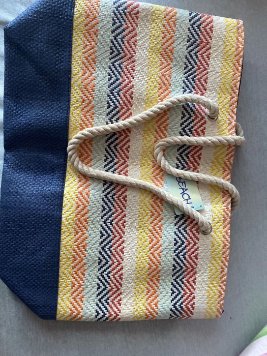 Дамски чанти нови