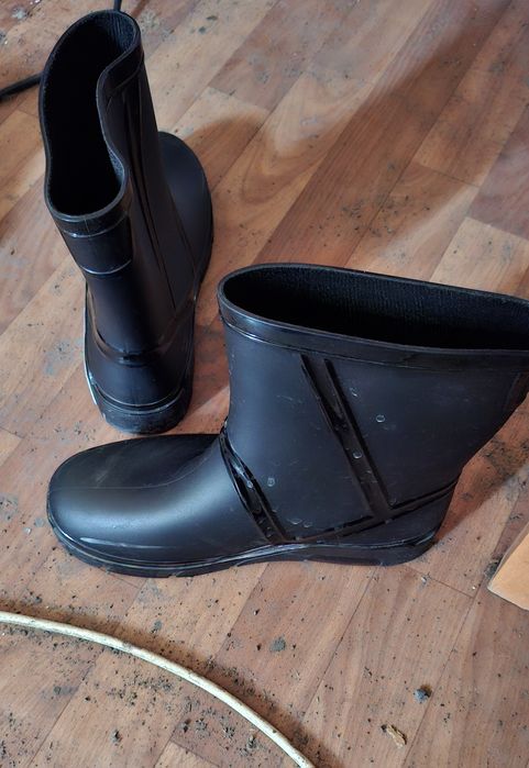 резиновые сапоги летние