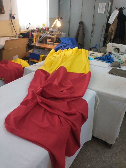 Steag / Drapel, Mare! 2,7m lungimea/1,45m lățimea, rezistent la UV