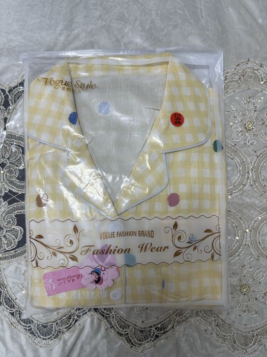 Ayollar uchun uchtalik pijama toplami