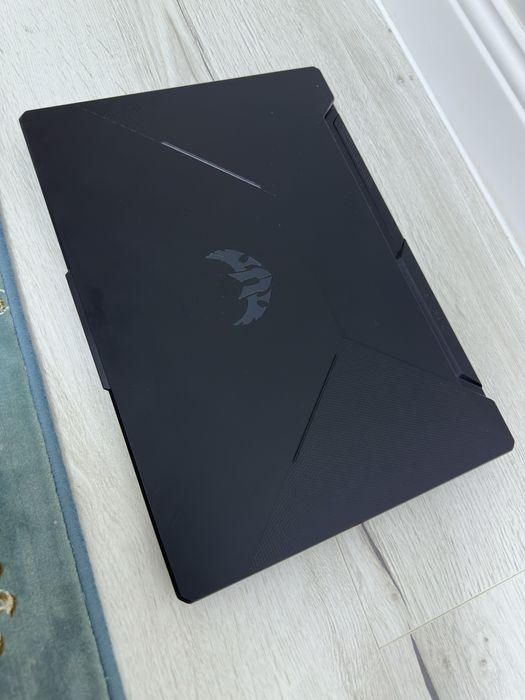 Asus Tuf gaming 220.000 tg