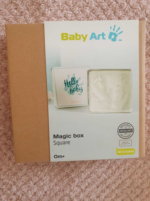 Бебешки дрешки и играчки