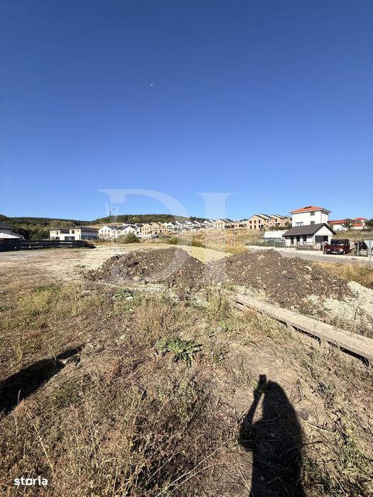 Teren intravilan / Zona Chinteni