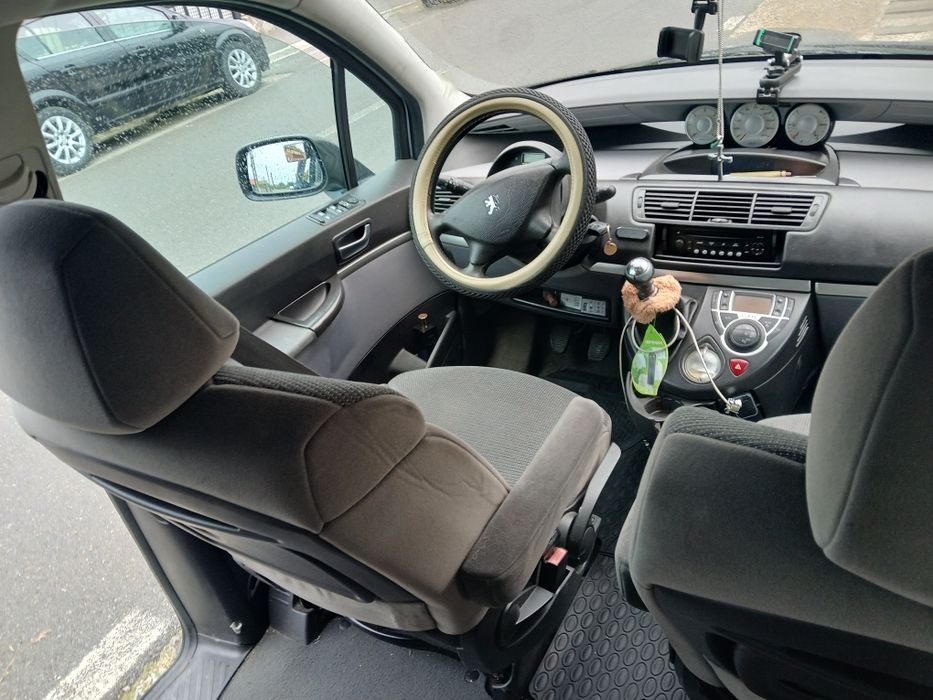 Peugeot 807 an 2006, 8 locuri diesel
