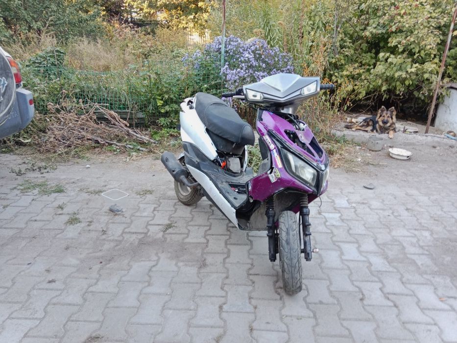 Продам мопед м8. На разбор