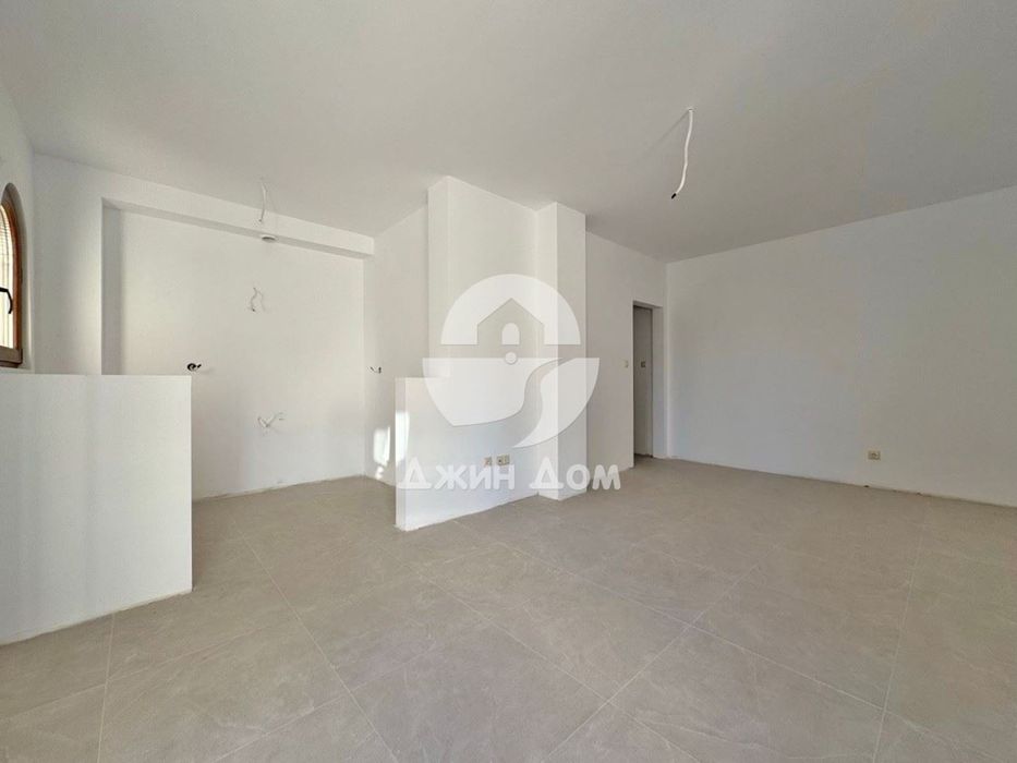 Продава се Двустаен апартамент в с. Кошарица, Област Бургас - 56 кв.м за 774 €/кв.м - Снимка #1