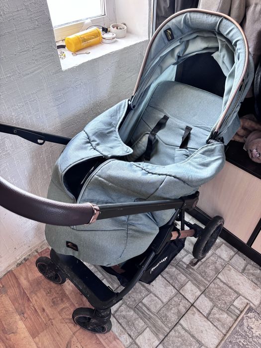 Продам детсую коляску