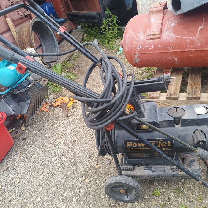 Karcher HD 1050  2 modele 210 bari