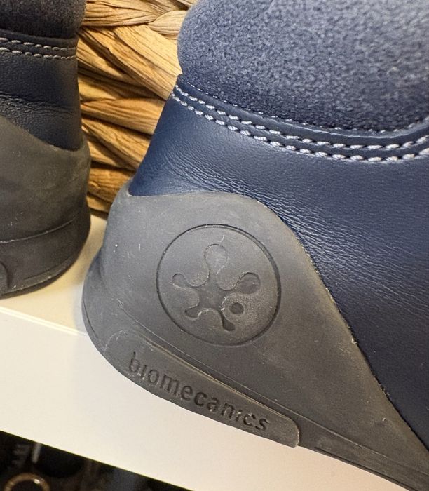 Pantofi Biomecanics marimea 23