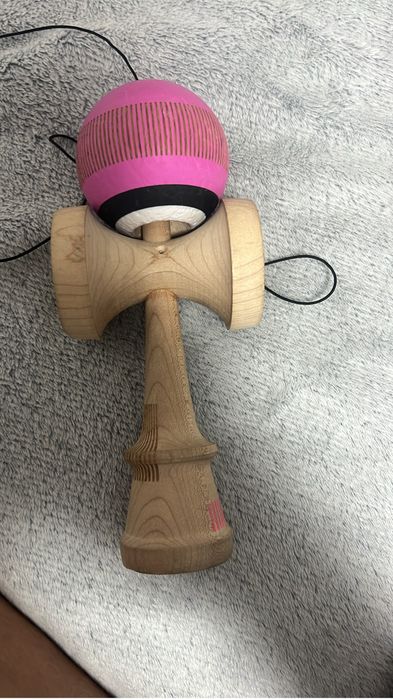Kendama broken shape