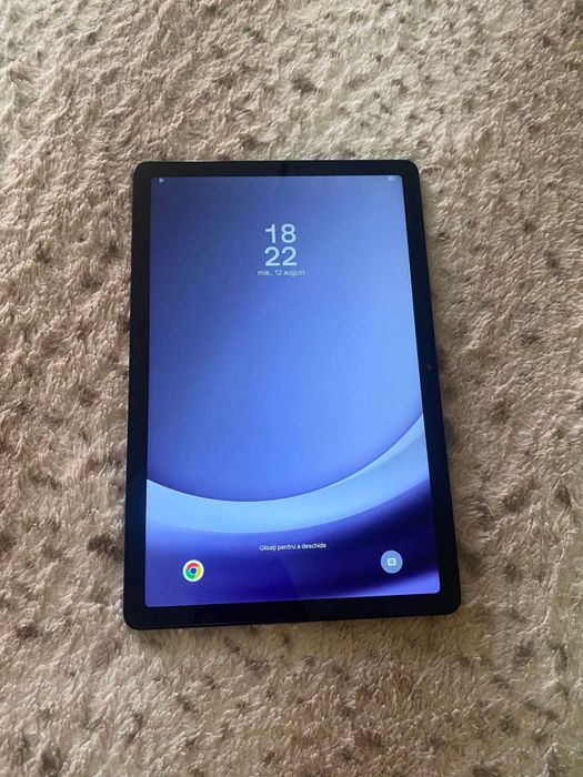 Buna ziua vand tableta Samsung A9+