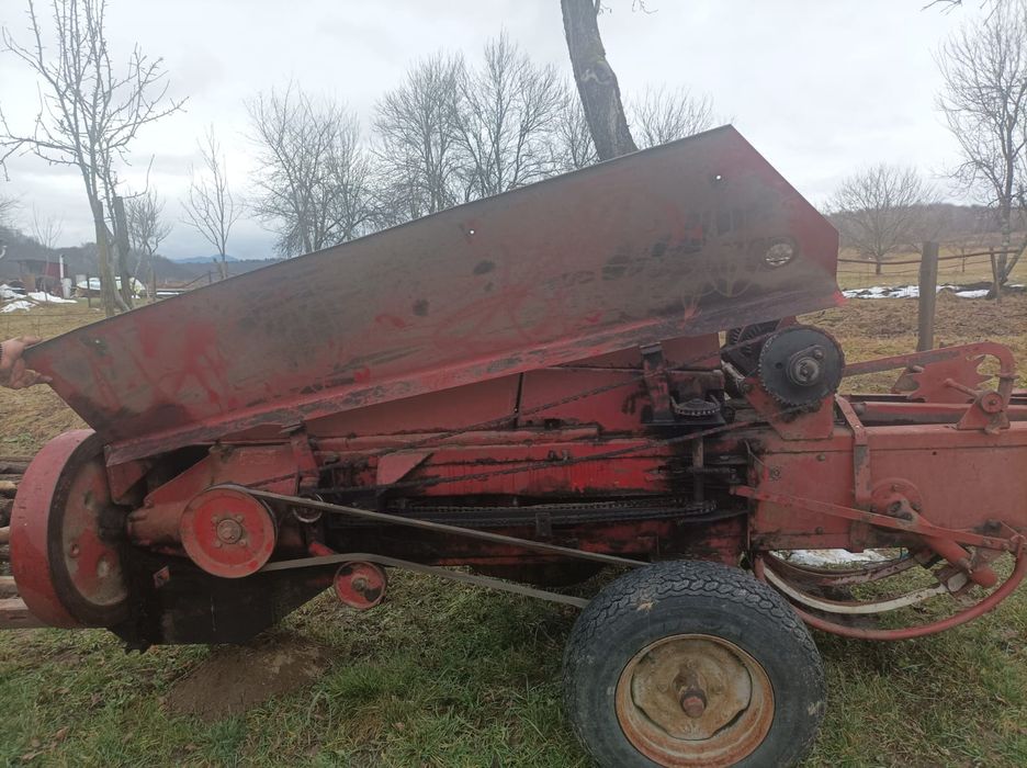 Presa balotat new holland