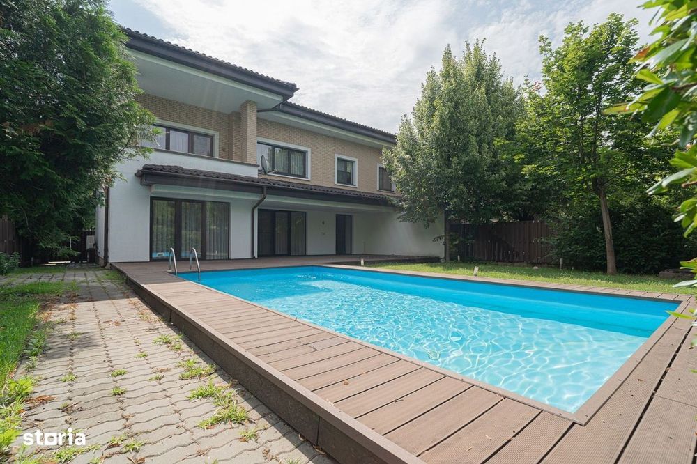 VILĂ CU PISCINĂ | Școala Americana