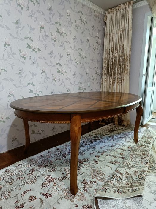 Деревянный стол раздвижной