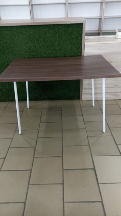 Продам минималистичные столы