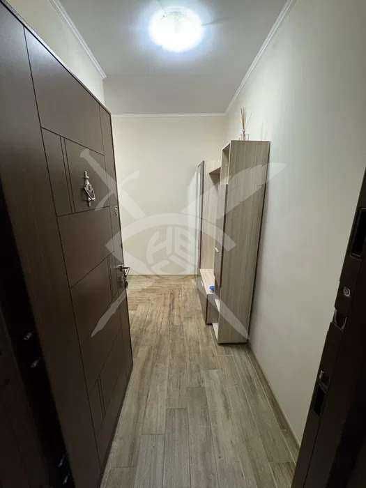 Дава се под наем Двустаен апартамент в Асеновград - 70 кв.м за 398.82 € - Снимка #2