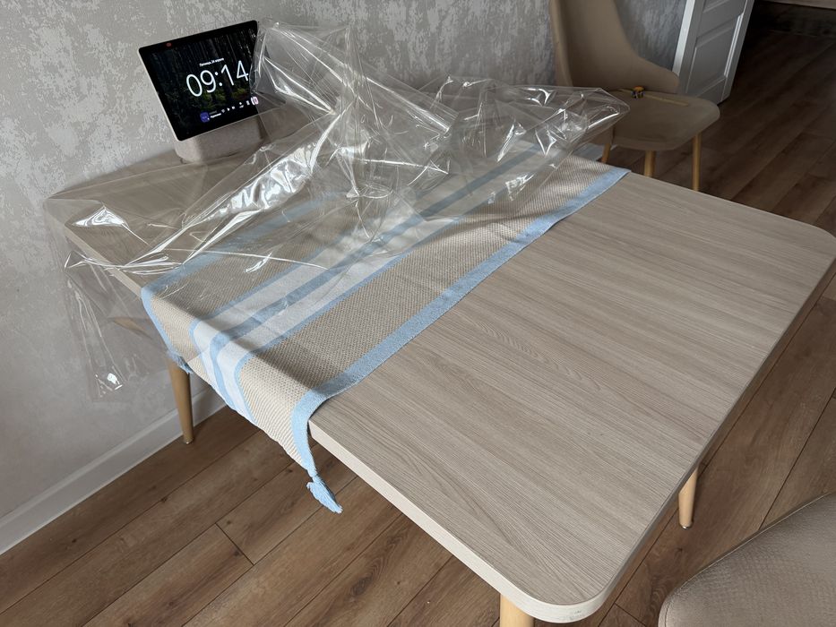 Кухонный стол