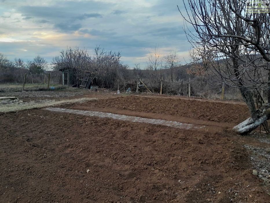 Парцел зад бензиностанция ПЕТРОЛ, гр.Монтана, вилнз зона ПАРТА