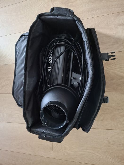 Lampa video LED Godox SL-200W