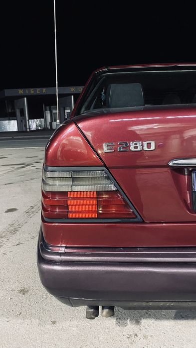 Мерседес бенз е280