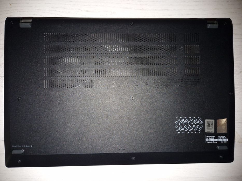 Vand laptop lenovo ThinkPad L 15  i5 1335 u ca nou