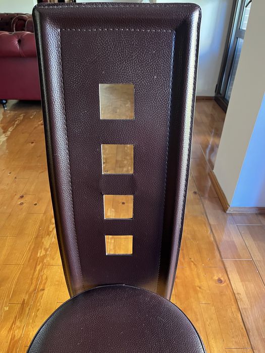 Set 6 scaune maro – piele ecologică