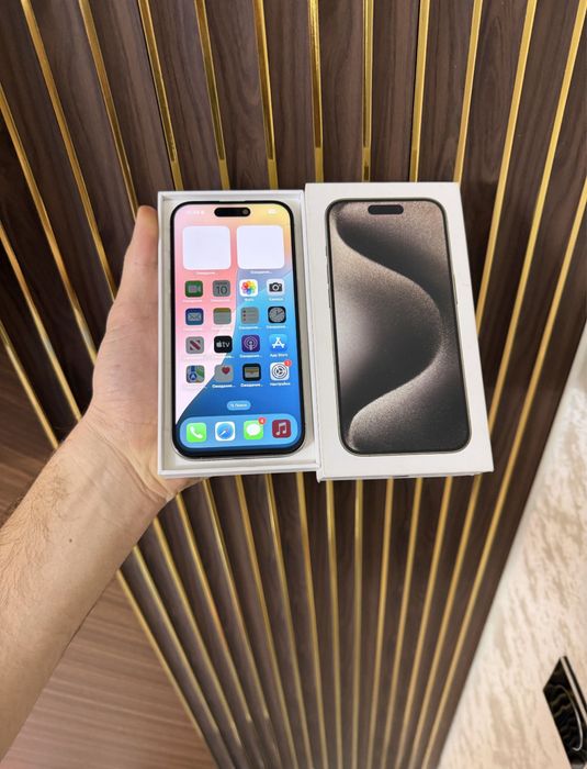 Продам айфон 15 про