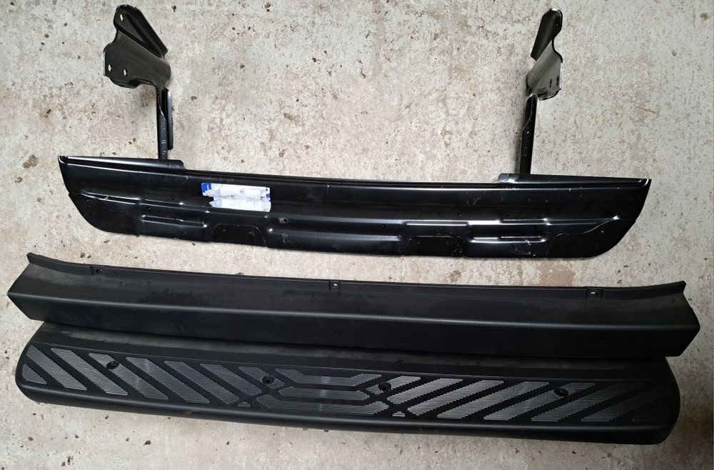 Bară Spate Cu Treaptă Sprinter 906 / 907 / 910 Nouă Toată gama de bare