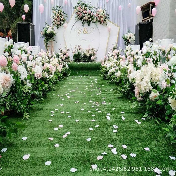 Ishlab chiqaruvchisidan arzon gazon. Недорогой газон от производителя.