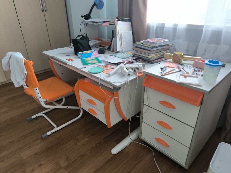 Учебный стол, стул, тумба растущие