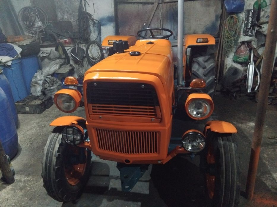 De vanzare tractoras fiat 415