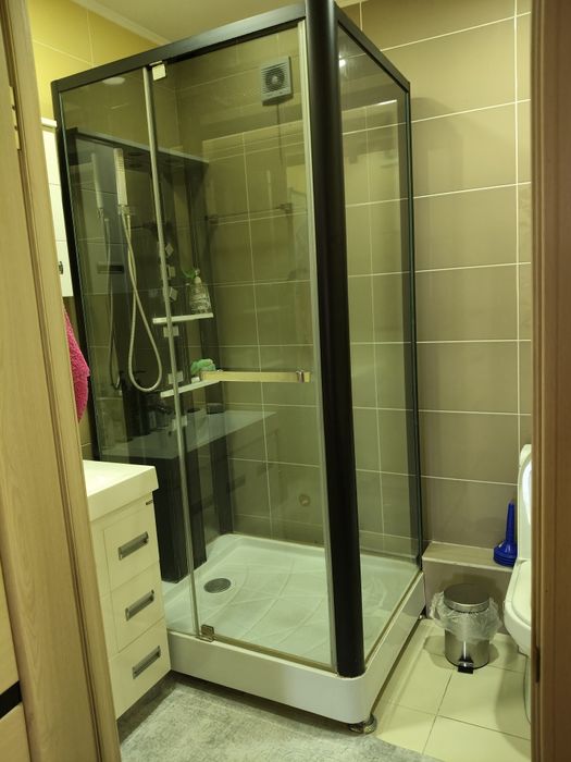 Продам душевую кабину