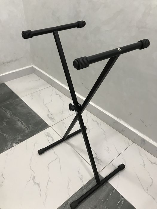 Подставка для синтезатора