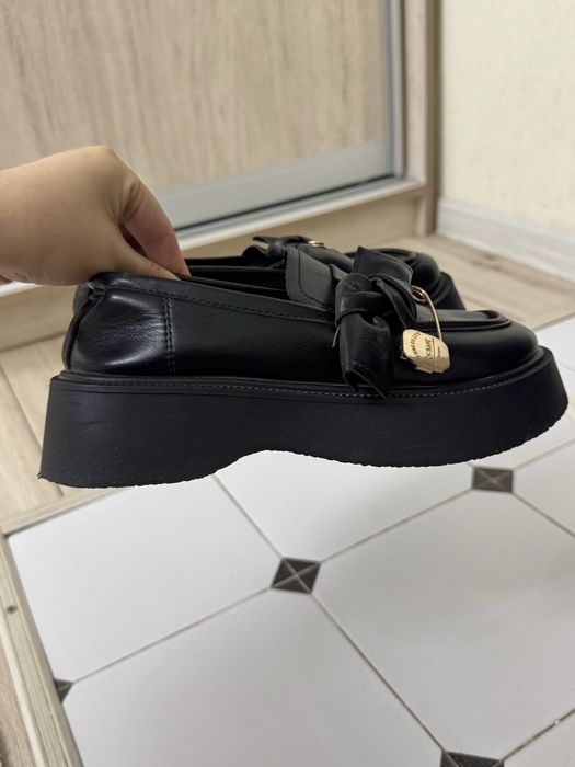 Лоферы с подошвой