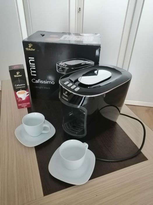 Vând espressor Tchibo Cafissimo.
