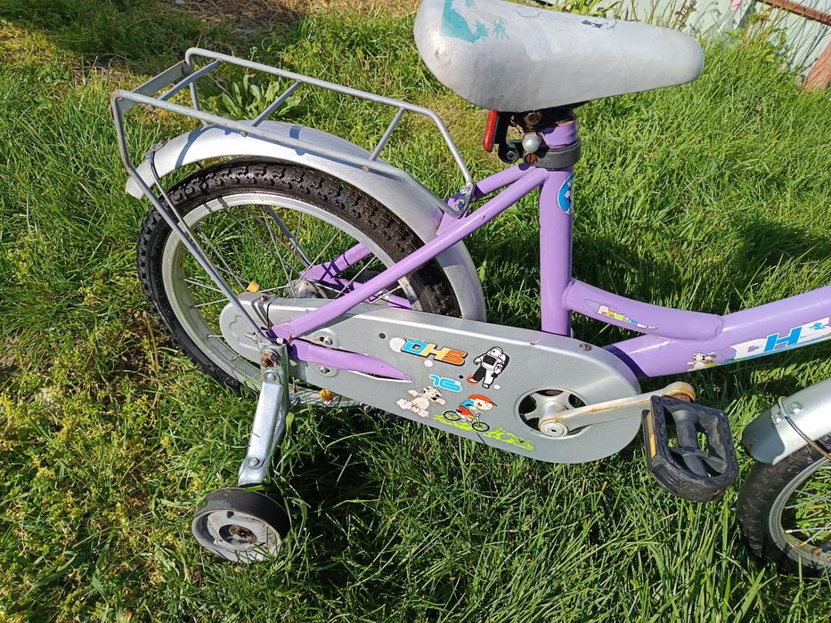 Vând 2 biciclete fetițe