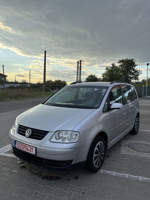 VOLKSWAGEN Touran 2005 — imagine 4