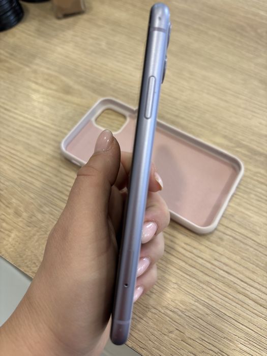 Iphone 11 добро състояние