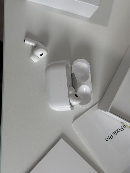 Vand airpods pro gen 2 stare ca noua