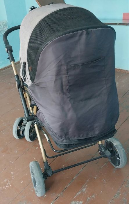 Bolalar kolyaskasi