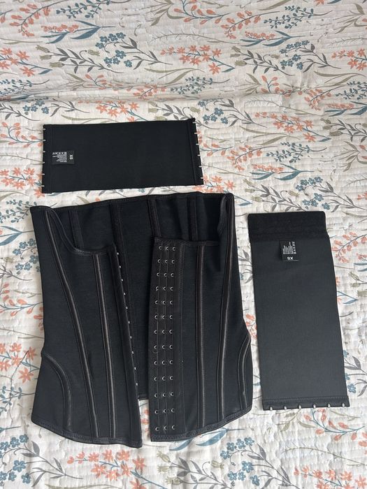 Утягивающий корсет