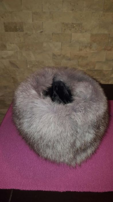 Caciula de blana de vulpe argintie