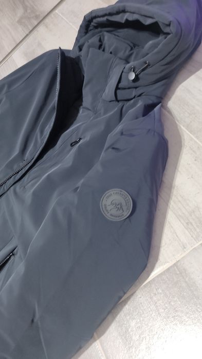 Geaca impermeabila noua Colin's