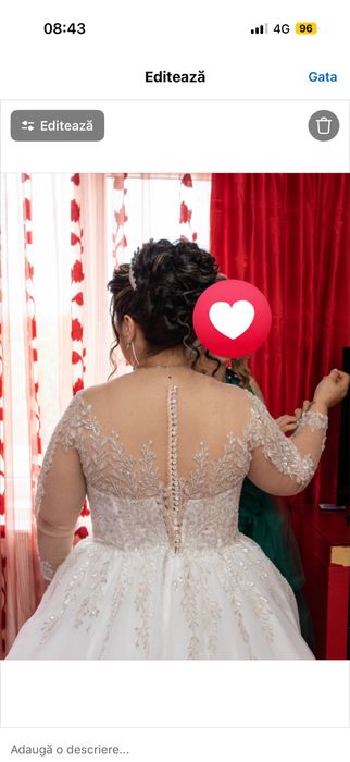 Vand rochie de mireasa lucrata manual